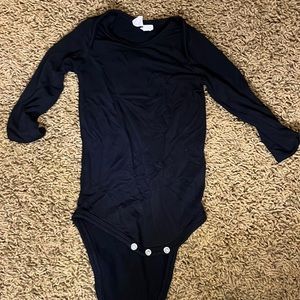 Kyte baby black onesie